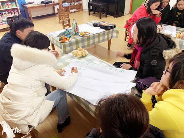 家长座谈会13